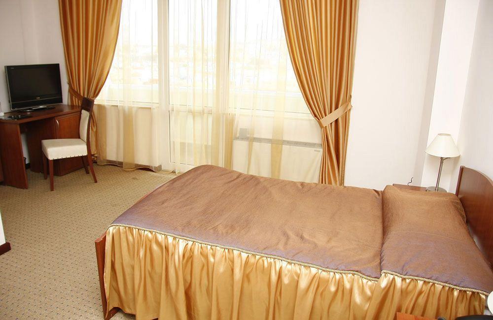 Cruise Hotel Tbilisi Eksteriør billede