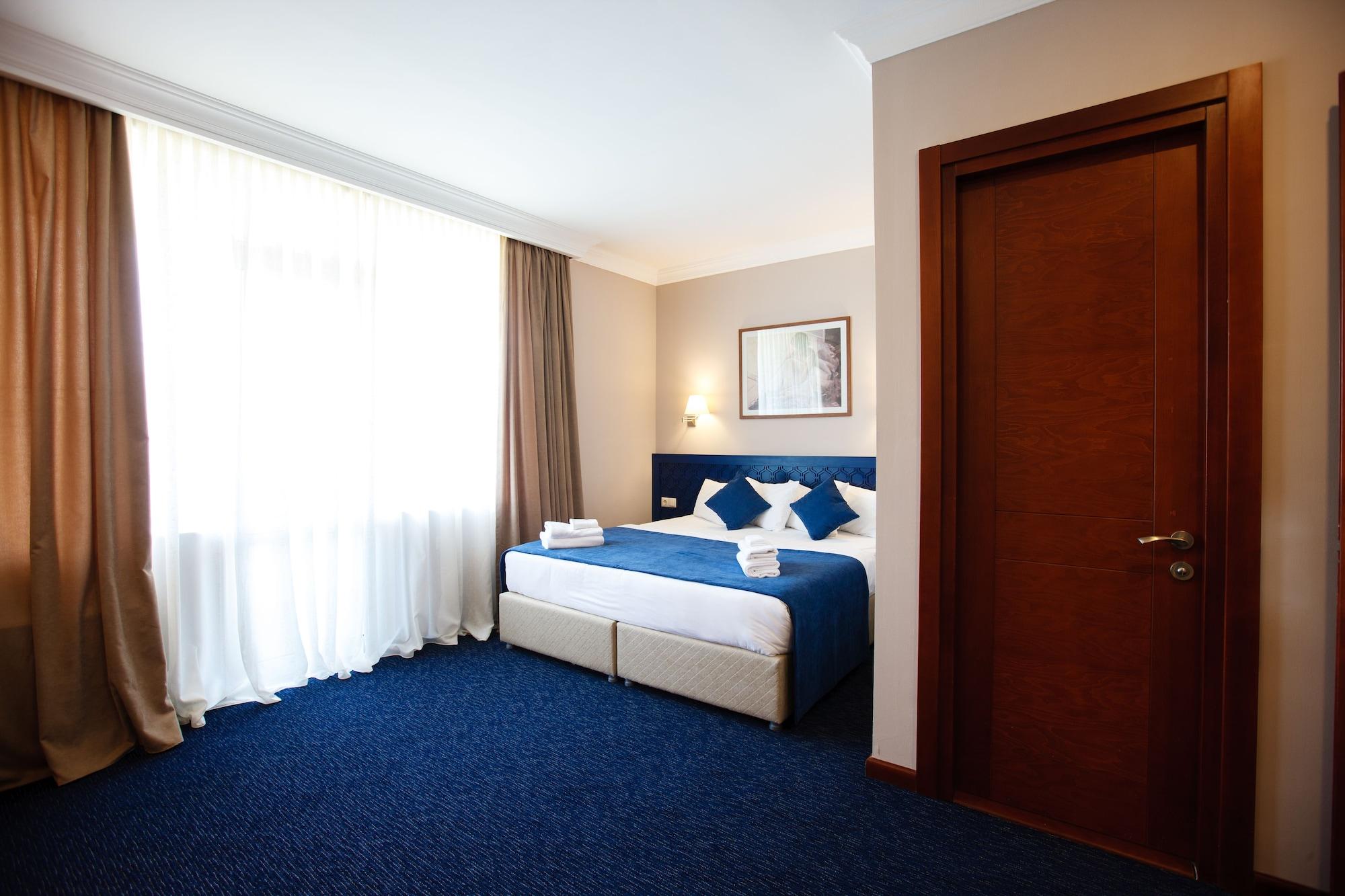 Cruise Hotel Tbilisi Eksteriør billede