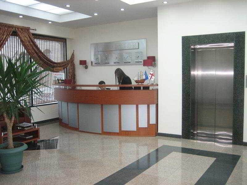 Cruise Hotel Tbilisi Eksteriør billede